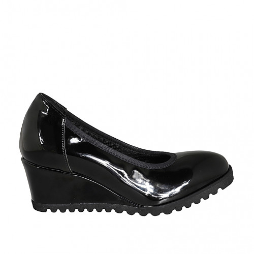 Woman's pump with removable insole in black patent leather wedge heel 5 - Available sizes:  31, 32, 43