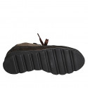 Zapato con cordones, cremallera y plantilla extraible para mujer en gamuza taupe y laminada latón cuña 3 - Tallas disponibles:  42, 43, 45