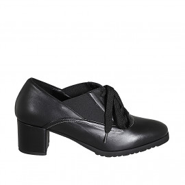 Woman's laced Oxford shoe in black leather with elastic bands and removable insole heel 5 - Available sizes:  31, 42, 43
