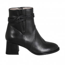 Woman's ankle boot with zipper, elastic band and accessory in black leather with heel 5 - Available sizes:  32