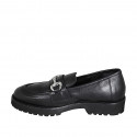 Mocassino con accessorio da donna in pelle nera con tacco 3 - Misure disponibili: 32, 33