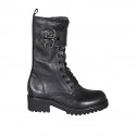 Bota para mujer con cordones, hebillas y cremallera en piel negra tacon 5 - Tallas disponibles:  33