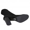 Stivaletto da donna in camoscio ed elasticizzato nero con cerniera tacco 8 - Misure disponibili: 33, 44
