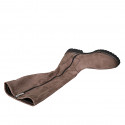 Bottes pour femmes avec fermeture eclair en daim et materiau elastique taupe talon 3 - Pointures disponibles:  32, 33, 43