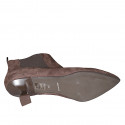 Stivaletto a punta da donna con elastici in camoscio marrone tacco 6 - Misure disponibili: 35, 43, 44, 45