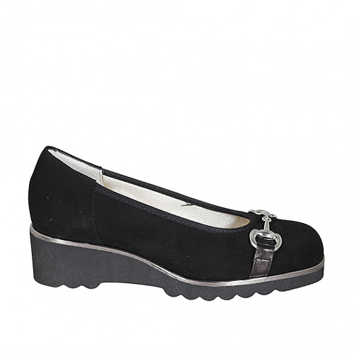 Woman's pump with removable insole and accessory in black suede wedge heel 4 - Available sizes:  43
