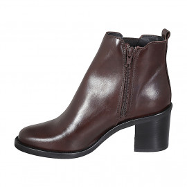 Stivaletto da donna con cerniera ed elastico in pelle marrone tacco 6 - Misure disponibili: 43, 44, 45 2