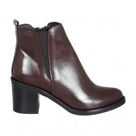 Botin para mujer con cremallera y elastico en piel marron tacon 6 - Tallas disponibles:  43, 44, 45