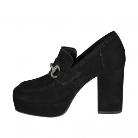 Woman's mocassin in black... 2