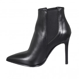 Woman's pointy ankle boot with elastic bands in black leather with heel 10 - Available sizes:  32, 33, 42 2