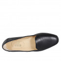 Mocassino in pelle nera da donna tacco 2 - Misure disponibili: 32, 42, 44