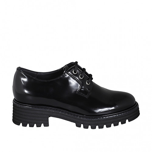 Chaussure derby à lacets pour femmes en cuir brossé noir talon 4 - Pointures disponibles:  32, 35, 44, 45