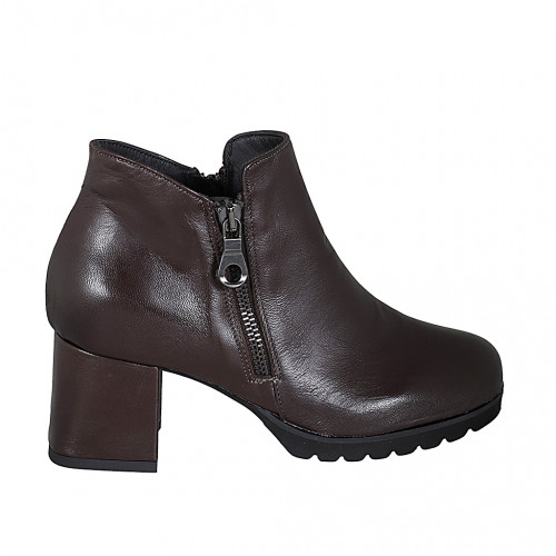 Stivaletto da donna in pelle marrone con cerniere tacco 6 - Misure disponibili: 35, 42, 43, 45