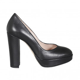 Woman's platform pump in black leather with heel 11 - Available sizes:  31, 32, 35