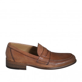 Man's elegant loafer in...