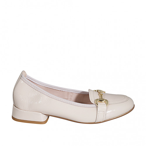 Mocassino da donna con accessorio in vernice nude tacco 2 - Misure disponibili: 32, 43