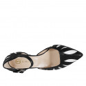 Chaussure ouverte pour femmes à bout pointu avec courroie en cuir noir et blanc talon 8 - Pointures disponibles:  35
