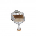 Decolté aperta sul tallone in pelle laminata argento tacco 6 - Misure disponibili: 35, 46