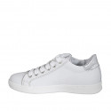 Scarpa stringata da donna con plantare estraibile e cerniera in pelle bianca e laminata argento zeppa 2 - Misure disponibili: 32, 33
