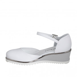 Woman's open shoe with strap in white leather wedge heel 5 - Available sizes:  32, 34, 35, 42, 44 2