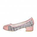 Ballerine avec noeud et bout droit pour femmes en daim rose et tissu multicouleur talon 4 - Pointures disponibles:  35