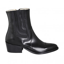 Stivaletto texano da donna con cerniera, elastico e punta ricamata in pelle nera tacco 5 - Misure disponibili: 35, 46