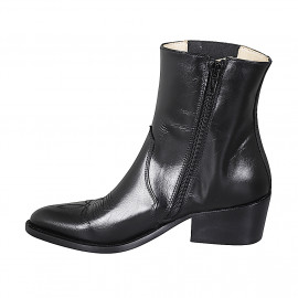 Woman's Texan ankle boot... 2