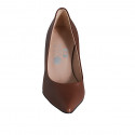 Woman's pointy pump in brown leather heel 7 - Available sizes:  32, 33, 35, 43, 45