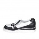 Woman's laced shoe with zippers in white and black leather wedge heel 3 - Available sizes:  32, 33, 35, 42, 43, 44