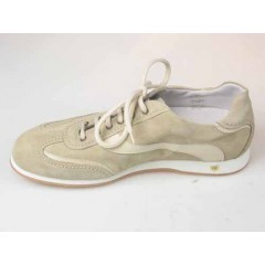 Men's sports shoe with laces in beige suede and leather - Available sizes:  36 2