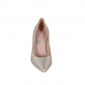 Woman's pointy pump in platinum laminated leather heel 7 - Available sizes:  31, 34, 35, 42, 43, 44, 45