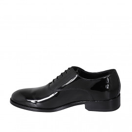 Elegant men's Oxford shoe with laces in black patent leather - Available sizes:  36, 37, 38, 47, 48, 50, 51, 52 2