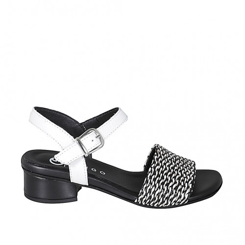 Woman's sandal in white leather and...