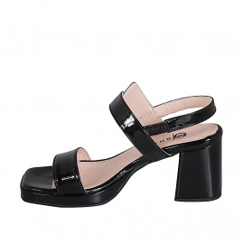 Woman's sandal with platform, elastic and buckle in black patent leather heel 7 - Available sizes:  35, 43, 44 2