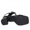 Sandalo da donna con plateau, fibbia ed elastico in vernice nera tacco 7 - Misure disponibili: 35, 43, 44
