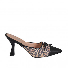 Sabot da donna con puntale in pelle nera, camoscio maculato e fiocco tacco 7 - Misure disponibili: 42