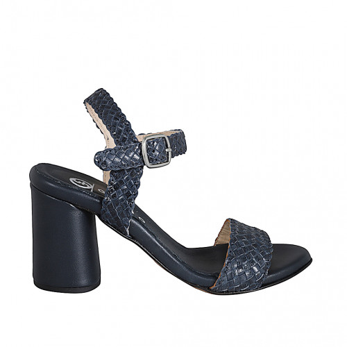 Woman's strap sandal in blue braided...