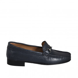 Mocasino con accesorio plateado para mujer en piel azul tacon 2 - Tallas disponibles:  35, 42, 45