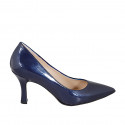 Woman's pointy pump in laminated blue patent leather with heel 8 - Available sizes:  32, 33, 34, 35, 42, 43, 44, 45