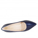 Woman's pointy pump in laminated blue patent leather with heel 8 - Available sizes:  32, 33, 34, 35, 42, 43, 44, 45