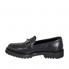Woman's loafer shoes with... 2