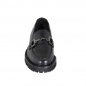 Mocassin pour femmes avec accessoire métallique en cuir noir talon 3 - Pointures disponibles:  32, 33, 35, 42, 43, 44, 45, 46