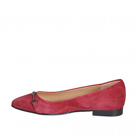 Woman's pointy-toe... 2