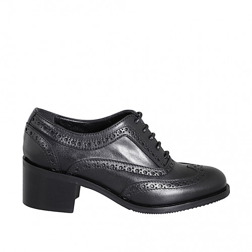 Zapato Oxford con cordones para mujer en piel negra con punta de ala tacon 5 - Tallas disponibles:  32, 33, 34, 35, 42, 43, 44, 45, 47