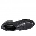 Scarpa Oxford stringata da donna in pelle nera con decorazione a coda di rondine tacco 5 - Misure disponibili: 32, 33, 34, 35, 42, 43, 44, 45, 47