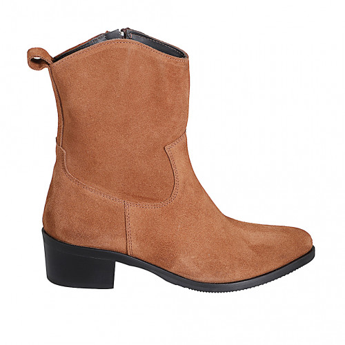 Woman's Texan ankle boot with zipper...