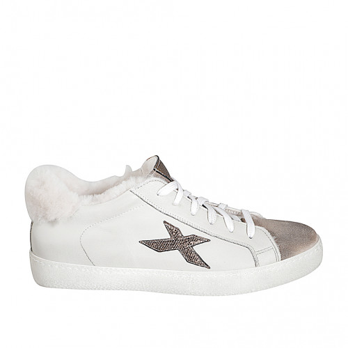Sneaker stringata da donna con plantare estraibile in pelle bianca e camoscio marrone con fodera in pelliccia zeppa 3 - Misure disponibili: 42, 43, 44, 45, 46