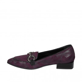 Woman's pointy mocassin with accessory in purple suede and black patent leather heel 3 - Available sizes:  32, 33, 34, 35, 42, 43, 44, 45, 46 2