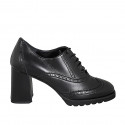 Chaussure Oxford pour femmes à lacets en cuir noir avec bout golf et talon 7 - Pointures disponibles:  32, 34, 35, 42, 43, 44, 45, 46