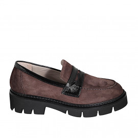 Woman's mocassin in brown suede and black patent leather heel 4 - Available sizes:  32, 33, 34, 35, 42, 43, 44, 45, 46